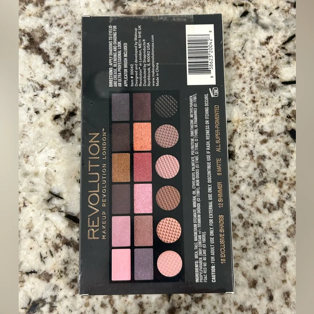 Makeup Revolution Run Boy Run Eyeshadow Palette All Colors are Super Pigmented